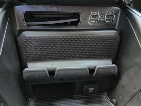 Used 2023 RAM 1500 Big Horn AWD/4WD image 30