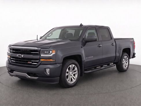 Used 2017 Chevrolet Silverado 1500 LT w/ All Star Edition AWD/4WD image 3
