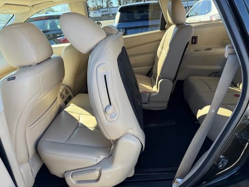 Used 2017 Nissan Pathfinder SL w/ SL Premium Package image 11