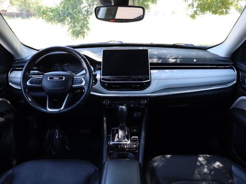 Used 2022 Jeep Compass Limited image 16