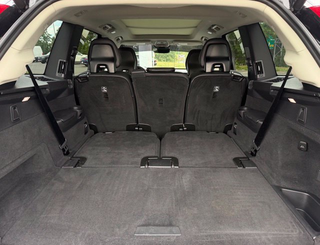 Used 2024 Volvo XC90 B5 Core w/ Climate Package AWD/4WD image 8