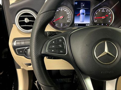 Used 2018 Mercedes-Benz GLC 300 image 11