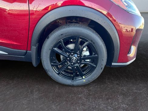Used 2024 Nissan Kicks SR w/ SR Premium Package FWD image 27