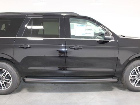 New 2025 Ford Expedition Max Active image 10