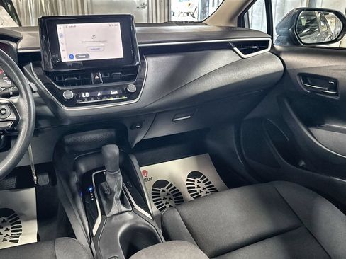 Used 2025 Toyota Corolla LE FWD image 26