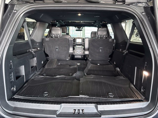 Used 2020 Ford Expedition Max XLT w/ Equipment Group 202A RWD image 33