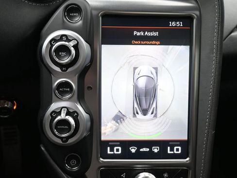 Used 2019 McLaren 720S Luxury RWD image 18