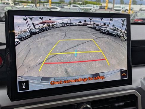 Used 2024 Toyota Tacoma TRD Off-Road image 13