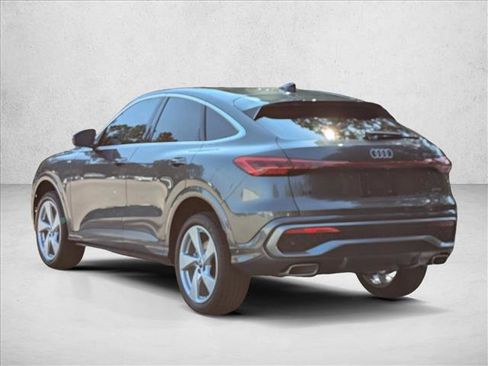Used 2025 Audi Q5 Premium Plus w/ Premium Plus AWD/4WD image 7