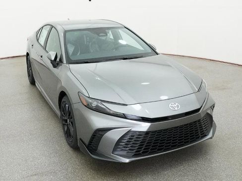 New 2026 Toyota Camry SE FWD image 13
