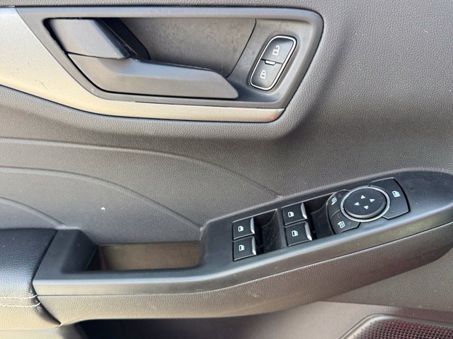 Used 2024 Ford Escape Active AWD/4WD image 9