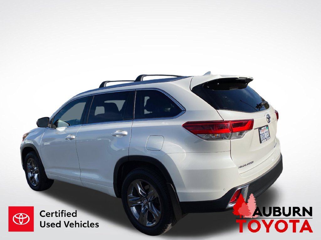 Certified 2017 Toyota Highlander Limited Platinum w/ Carpet Mat Package AWD/4WD image 8