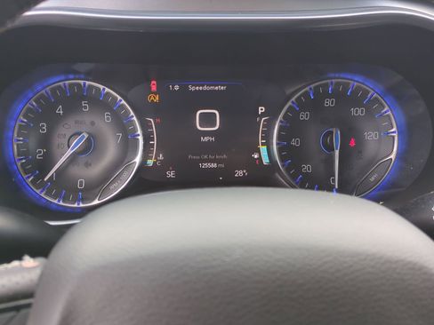 Used 2019 Chrysler Pacifica Limited w/ S Appearance Package image 43