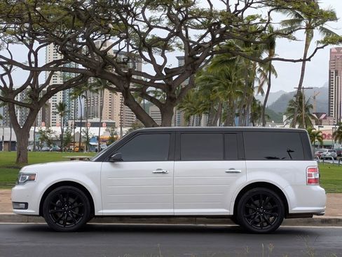 Used 2018 Ford Flex Limited w/ Equipment Group 301A image 2
