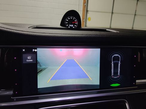 Used 2018 Porsche Panamera 4S image 44