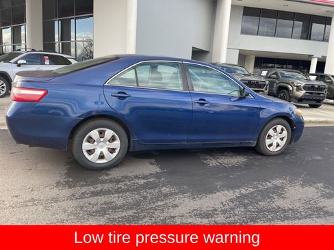 Used 2009 Toyota Camry LE image 11