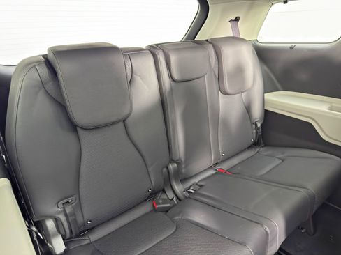 Used 2024 Kia Carnival SX Prestige image 47