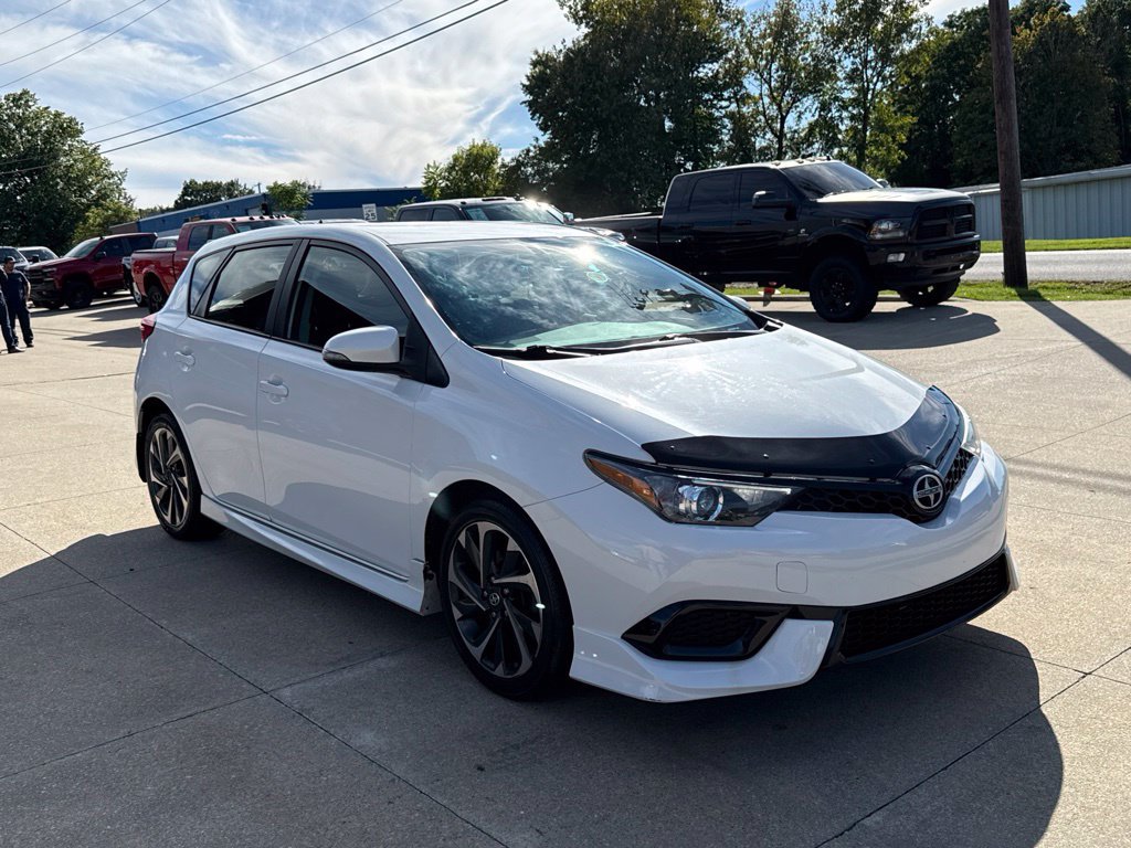 Used 2016 Scion iM FWD image 16