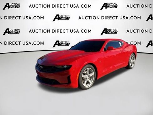 Used 2023 Chevrolet Camaro LT image 1