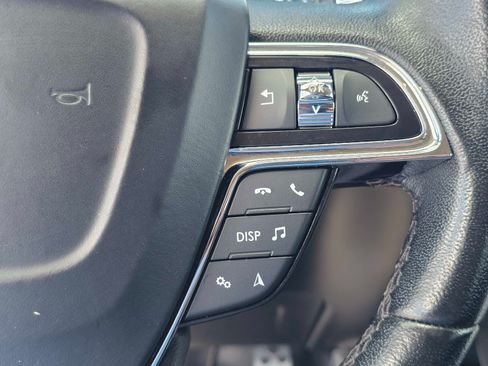Used 2022 Lincoln Nautilus AWD w/ Premium Package image 20