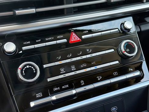 New 2026 Hyundai Santa Fe SE FWD image 15