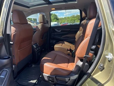 Used 2023 Subaru Ascent Touring AWD/4WD image 10