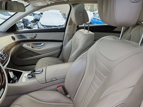 Used 2017 Mercedes-Benz S 550 S 550 4MATIC image 23