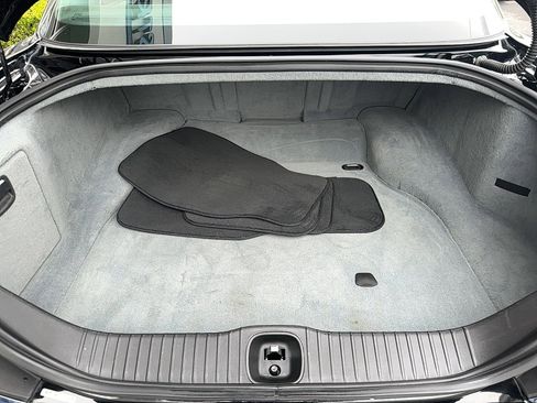 Used 2008 Jaguar XJ8 image 24