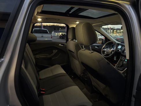 Used 2014 Ford Escape SE w/ Equipment Group 201A image 8