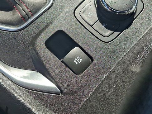 Used 2022 Chevrolet Traverse RS w/ LPO, Cargo Package image 25