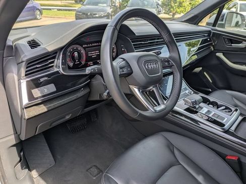 Used 2025 Audi Q7 3.0T Premium Plus AWD/4WD image 12