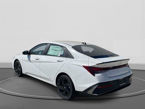 New 2026 Hyundai Elantra Sport FWD image 4