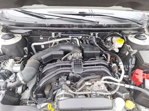 Used 2022 Subaru Outback Premium AWD/4WD image 10