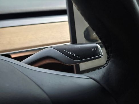 Used 2022 Tesla Model 3 Long Range AWD/4WD image 35