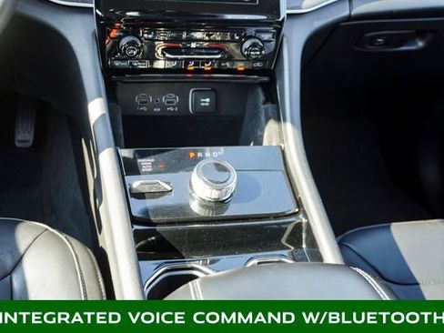 Used 2022 Jeep Grand Cherokee L Limited image 18