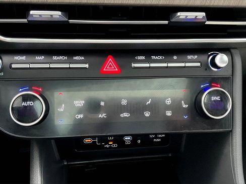 Used 2024 Hyundai Sonata Limited image 30