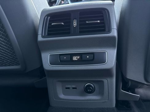 Used 2022 Audi Q5 2.0T Premium w/ Convenience Package image 30