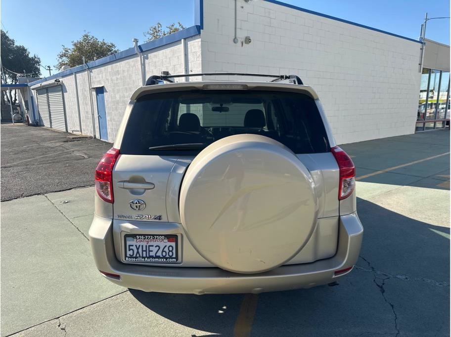 Used 2007 Toyota RAV4 Limited FWD image 9