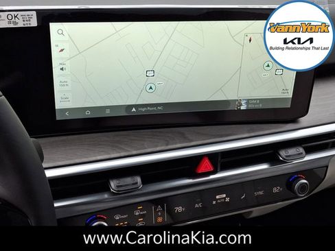 New 2026 Kia Sorento SX image 12