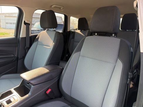 Used 2017 Ford Escape SE image 20