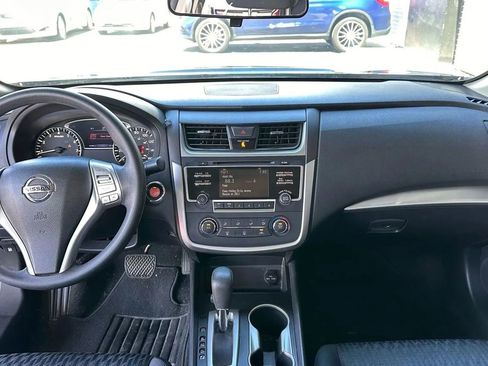 Used 2017 Nissan Altima 2.5 S w/ Power Driver Seat Package FWD image 10