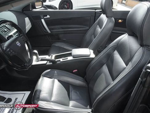Used 2012 Volvo C70 T5 image 17