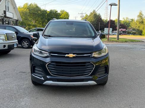 Used 2019 Chevrolet Trax LT w/ LT Convenience Package AWD/4WD image 9