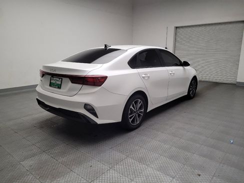 Used 2024 Kia Forte LXS w/ LXS Technology Package image 9