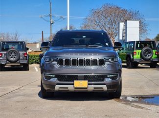 Used 2024 Jeep Wagoneer L Series II w/ Flexible Seating Group video 2