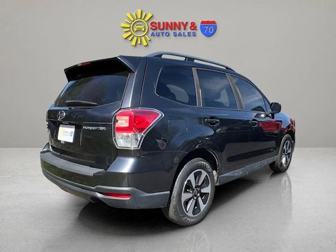 Used 2018 Subaru Forester 2.5i Premium w/ All-Weather Package AWD/4WD image 8