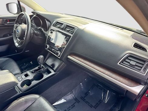 Used 2018 Subaru Outback 2.5i Limited image 30