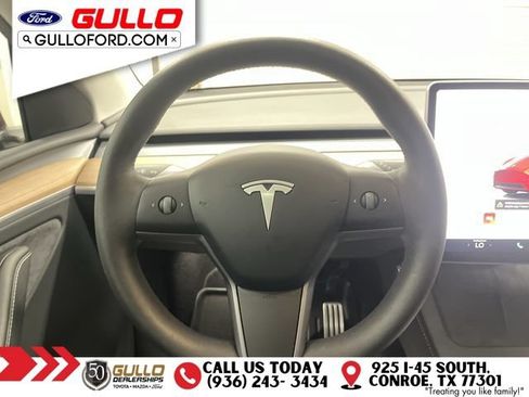 Used 2024 Tesla Model Y Performance AWD/4WD image 12