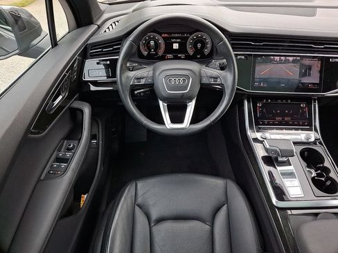 Used 2023 Audi Q7 3.0T Prestige w/ Prestige Package AWD/4WD image 11