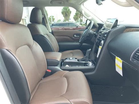 Certified 2024 INFINITI QX80 Premium Select w/ Cargo Package image 14